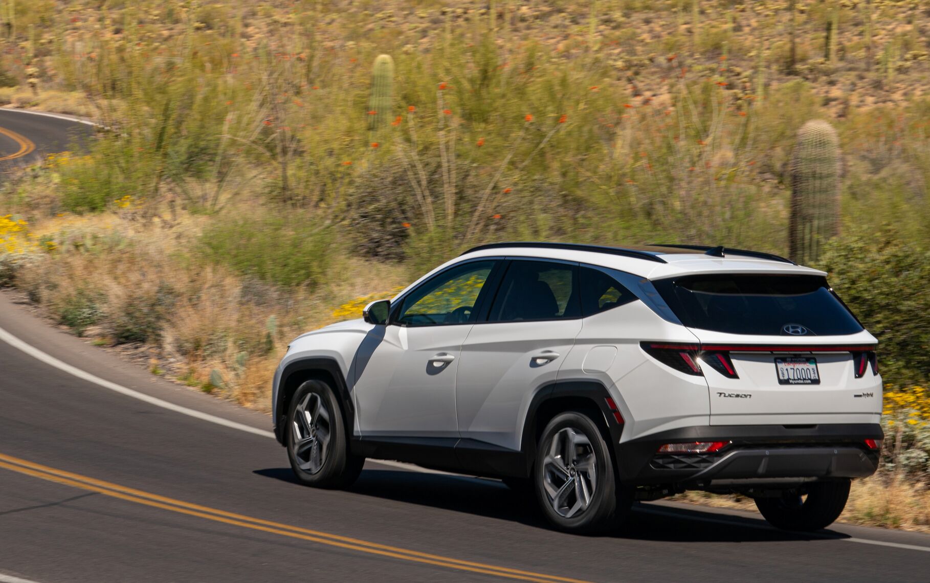 hyundai2022tucsonHybrid1219b.jpg